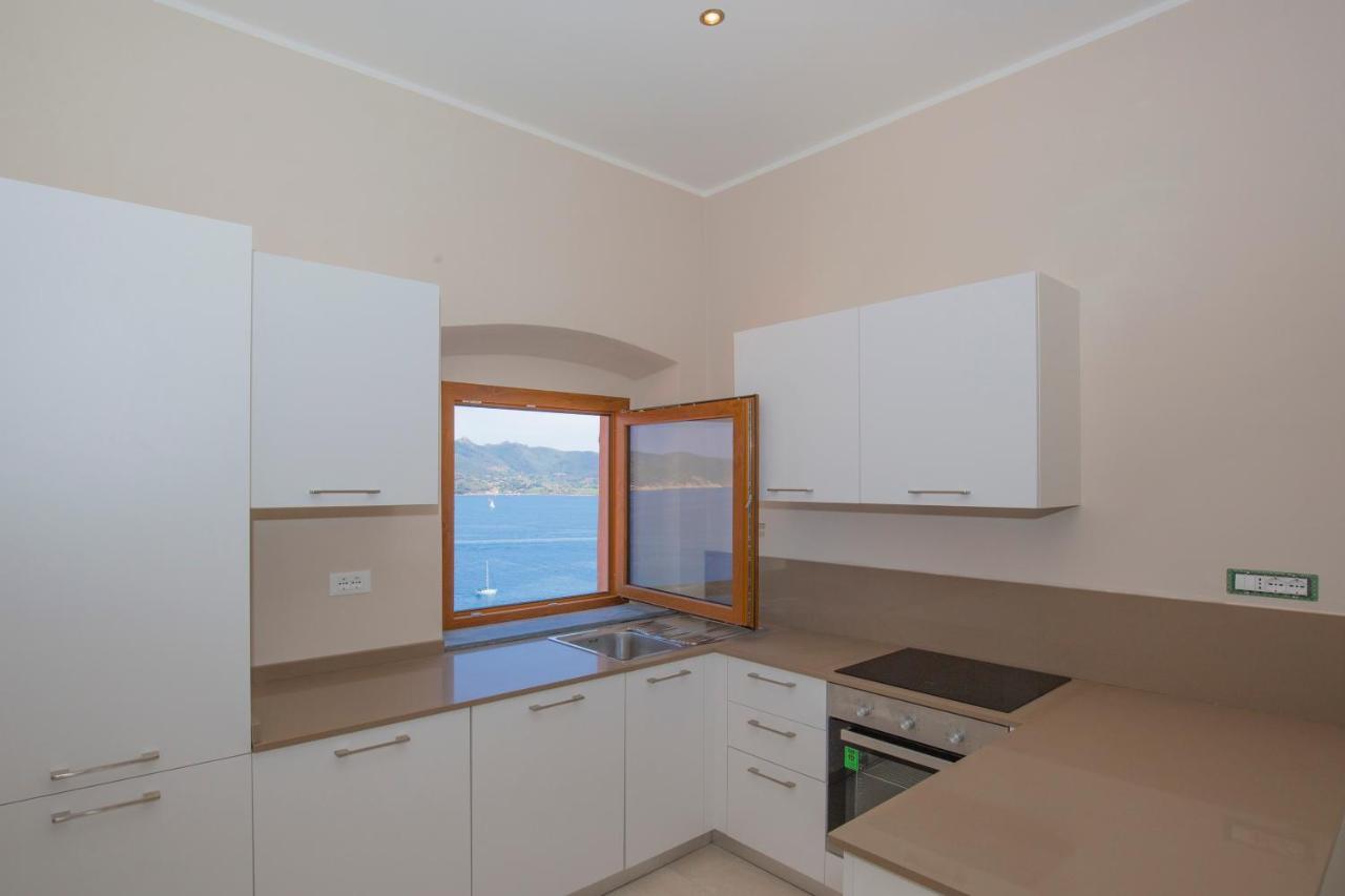 Helloelba Appartamento Il Faro Portoferraio Extérieur photo