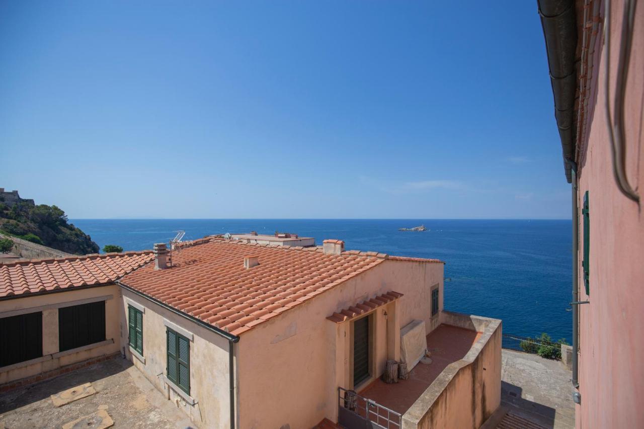 Helloelba Appartamento Il Faro Portoferraio Extérieur photo