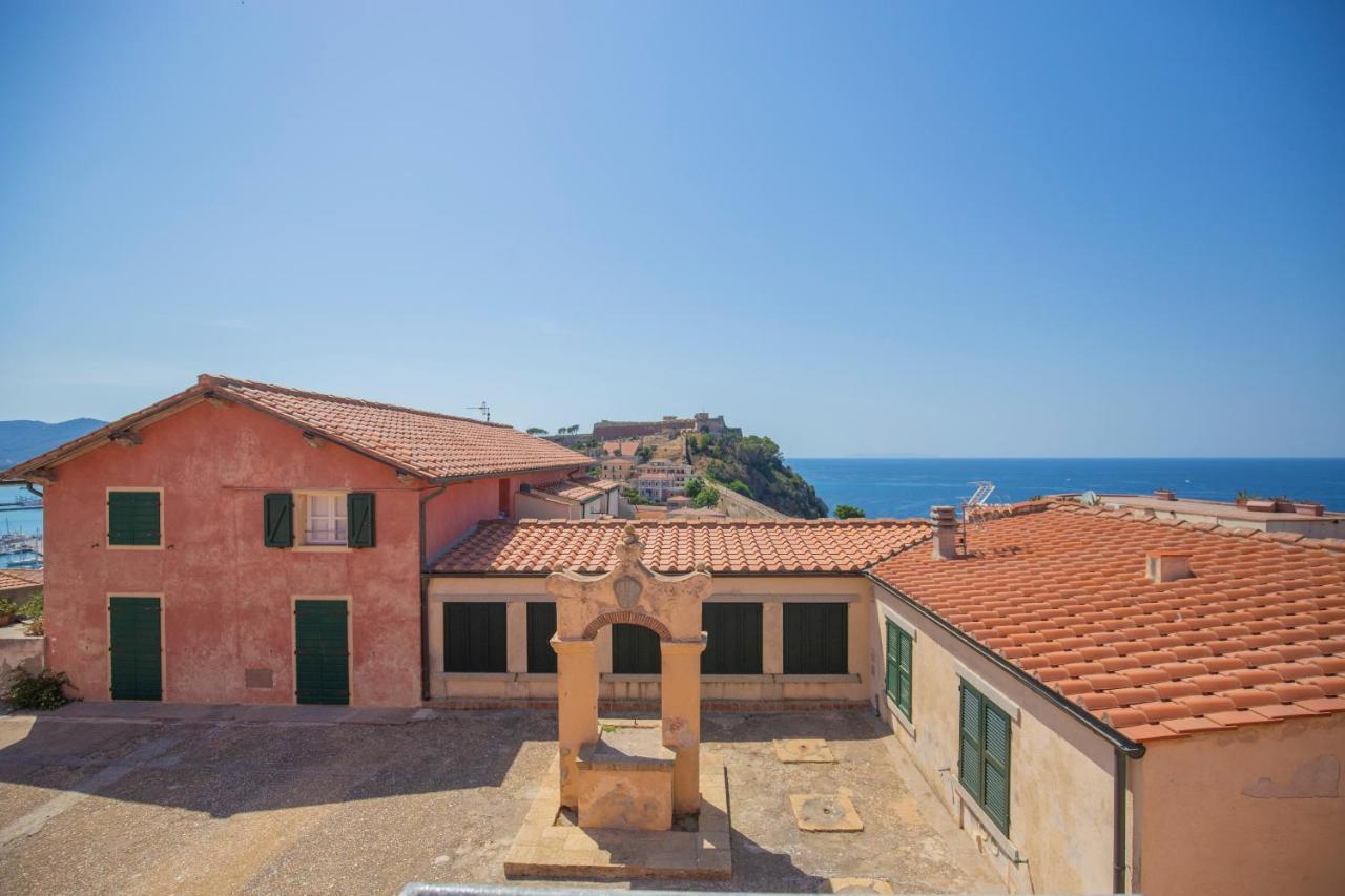 Helloelba Appartamento Il Faro Portoferraio Extérieur photo